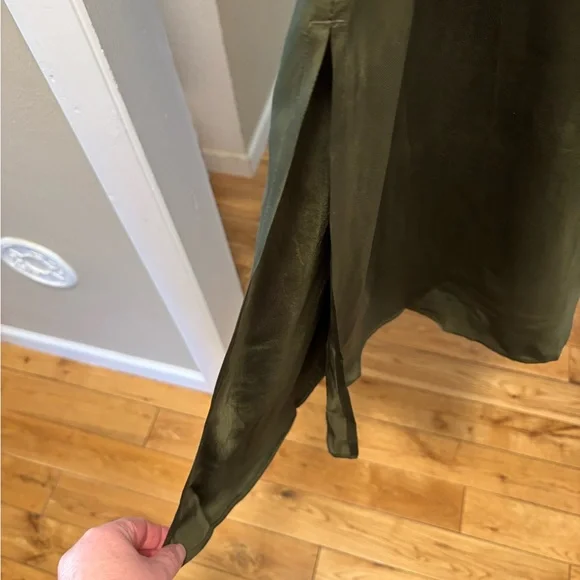 Drapey Tie-waist Dress - Picture 6 of 8